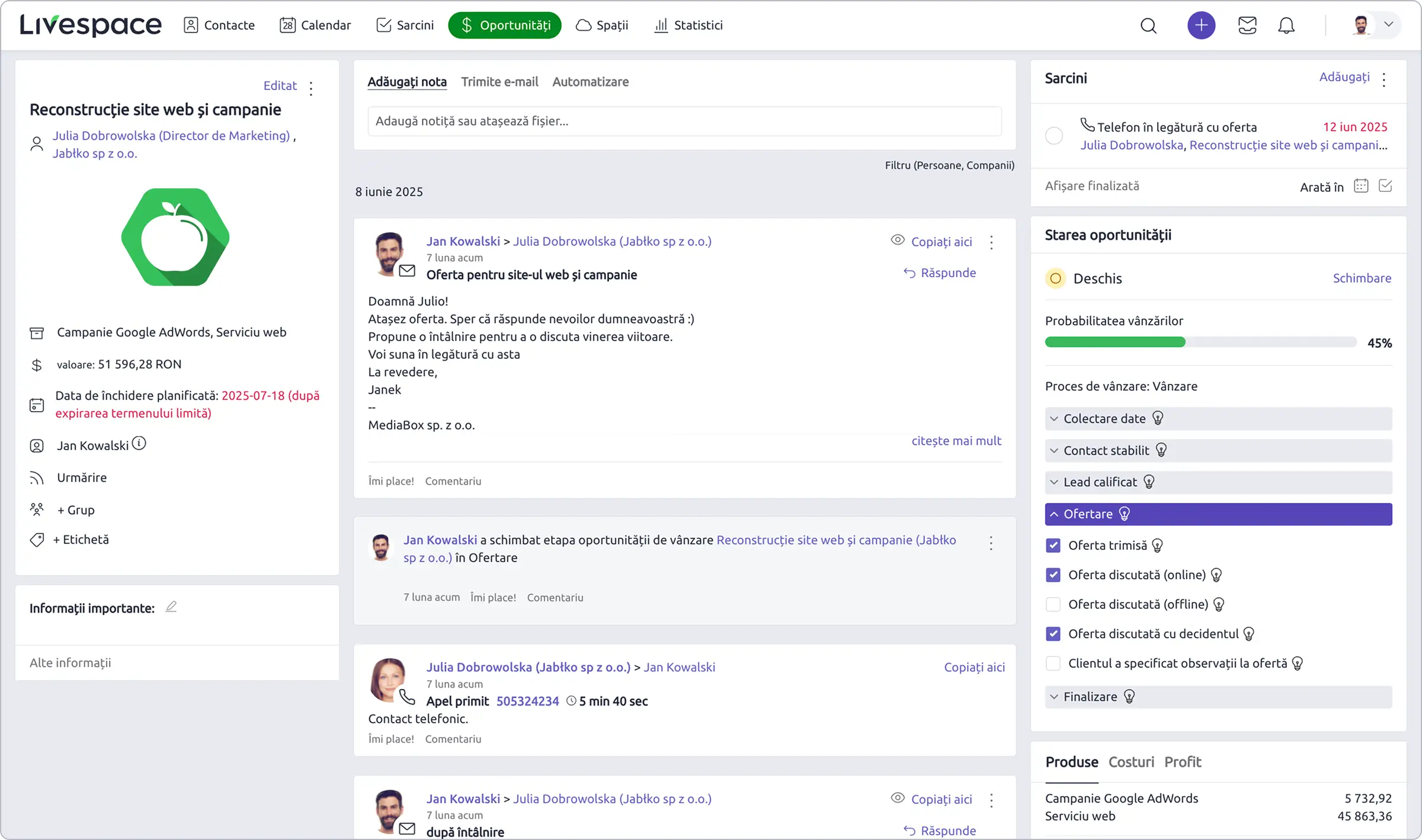 Fișa oportunității de vânzare în Livespace CRM, arătând istoricul complet al comunicării cu clientul, detaliile comenzii și panoul procesului de vânzări cu lista de control (checklist) a sarcinilor de executat.